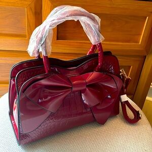 Front Bow Handbag